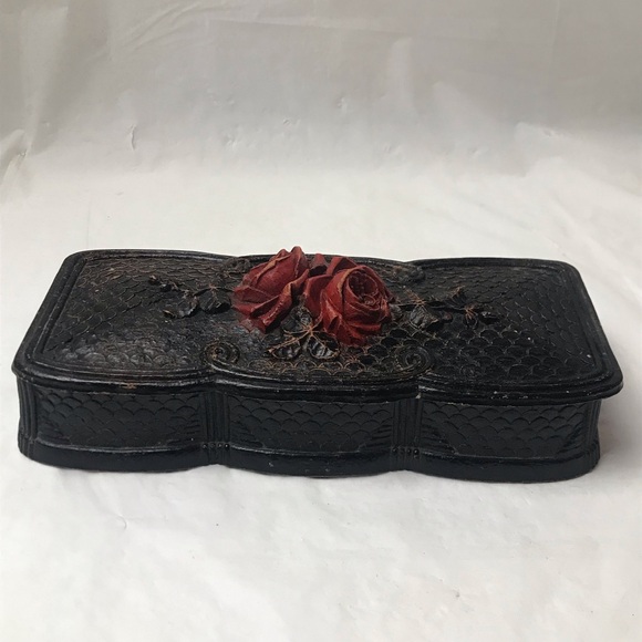 Black Red Rose Three Compartment Lidded Jewelry Box - Picture 3 of 9
